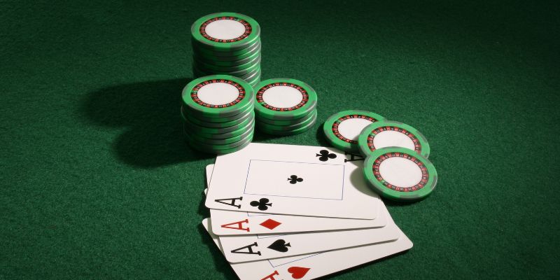 Những câu hỏi về chiến lược Poker cho người mới và cao thủ